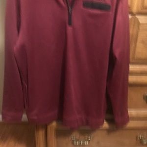 Men’s NWOT Reebok 3/4 zippered top